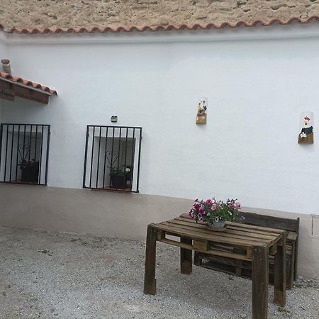 Cueva La Trapera Guest House Benamaurel Eksteriør bilde