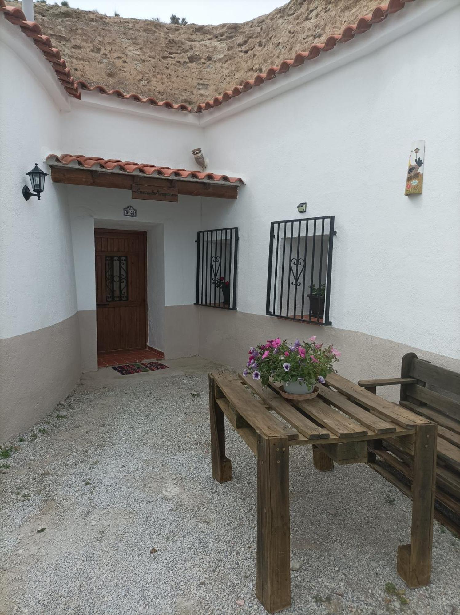Cueva La Trapera Guest House Benamaurel Eksteriør bilde